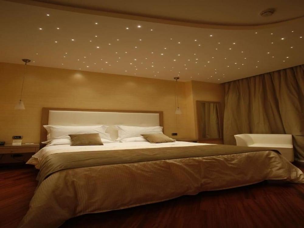 פלרמו Hotel Villa Esperia מראה חיצוני תמונה