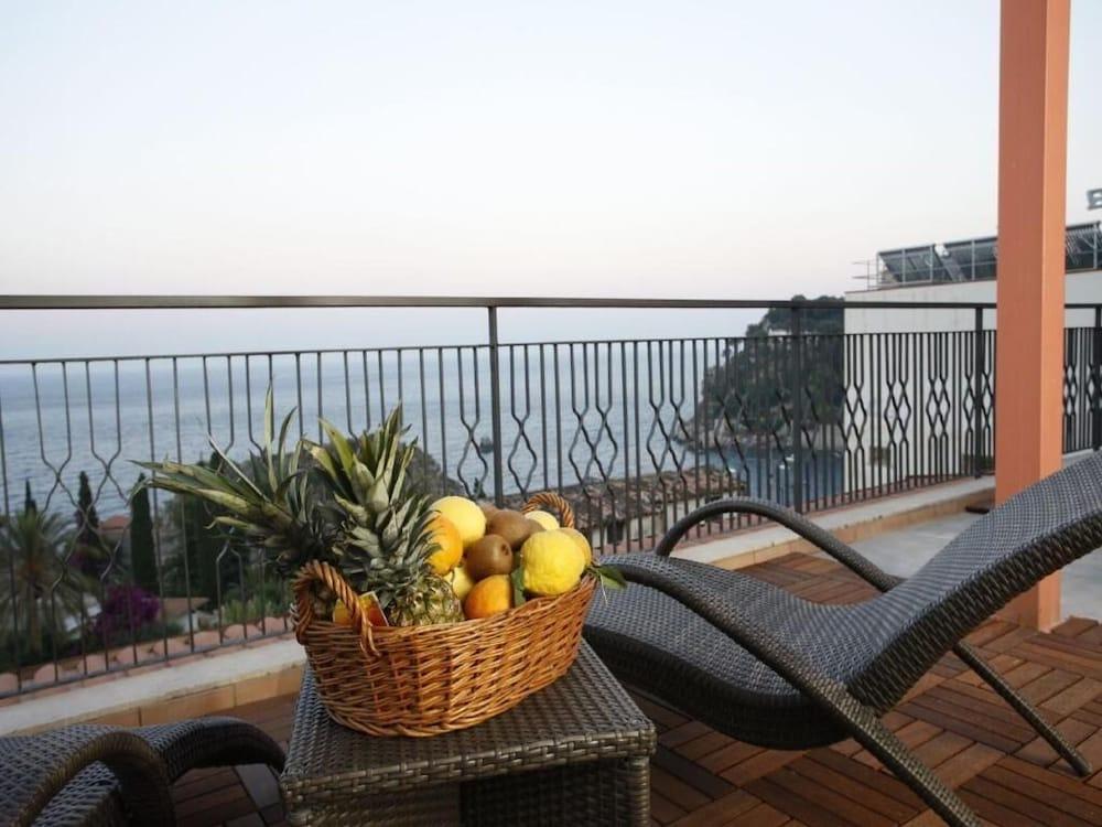 פלרמו Hotel Villa Esperia מראה חיצוני תמונה